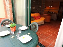 Spacious Apartment With Terrace