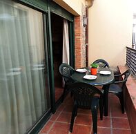 Spacious Apartment With Terrace