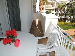 Apartment in Roses for 4 People