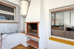 Apartment in Roses With Terrace