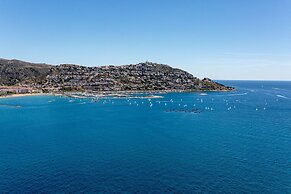 Apartment in Roses With Terrace
