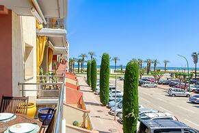 Beautiful Apartment by the Beach