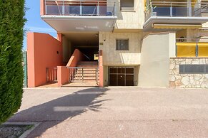 Modern Flat by the Sea