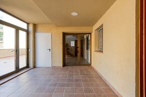 Beautiful Apartment by the Beach