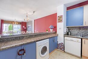 Beautiful Apartment by the Beach