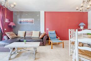 Beautiful Apartment by the Beach