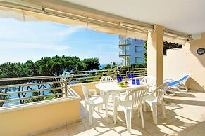 Pretty Apartment With Balcony