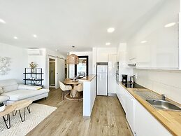 City-centre Apartment in Roses