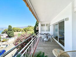 City-centre Apartment in Roses