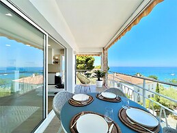 City-centre Apartment in Roses