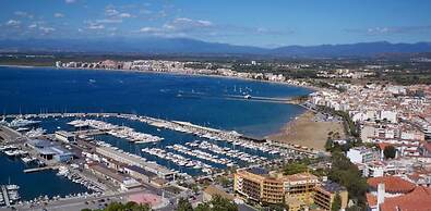 Bright Apartment in Nature