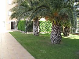 Bright Apartment in Nature