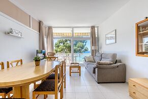 Apartment in Roses Near Beach