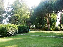 Residence with pool in Luni Mare