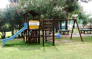 Residence with pool in Luni Mare