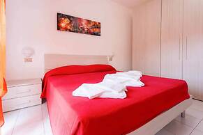 Residence with pool in Luni Mare