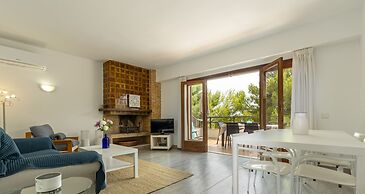 Private Villa With Inviting Space