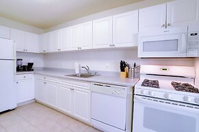 Modern Spacious Apt Crystal City