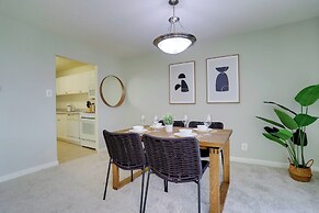 Modern Spacious Apt Crystal City