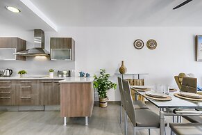 Cosy Apartment With Terrace