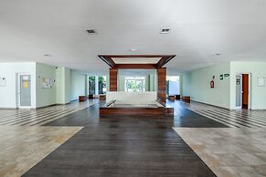 Apartment With Scenic View