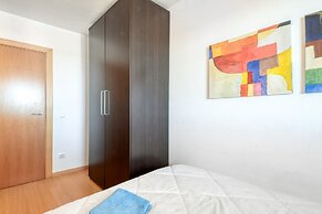 Apartment With Scenic View