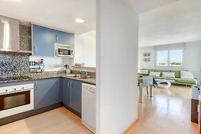 Apartment With Scenic View