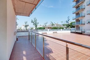 Apartment in Rosas With Pool