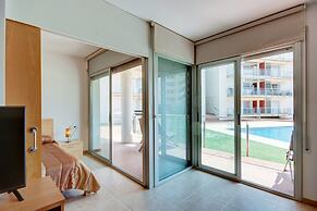 Apartment in Rosas With Pool