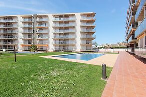 Apartment in Rosas With Pool