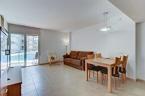 Apartment in Rosas With Pool