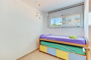 Apartment in Rosas With Pool