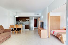 Apartment in Rosas With Pool