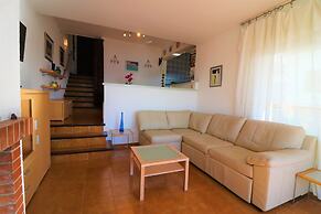 Apartment in Roses Near Beach