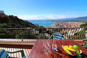 Apartment in Roses Near Beach