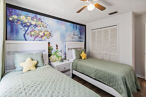 5/3 Vacation Home With a Large Pool Near the Disney Attractions!!