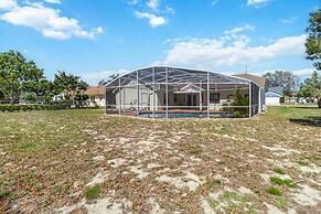 5/3 Vacation Home With a Large Pool Near the Disney Attractions!!