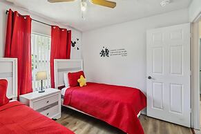 5/3 Vacation Home With a Large Pool Near the Disney Attractions!!