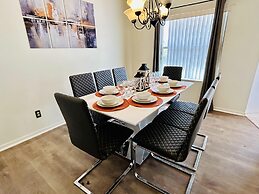 5/3 Vacation Home With a Large Pool Near the Disney Attractions!!