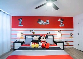 Gated Community, Amazing 4/3 Vacation Home With Private Pool Near Disn