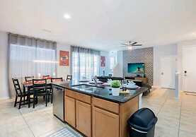 Gated Community, Amazing 4/3 Vacation Home With Private Pool Near Disn