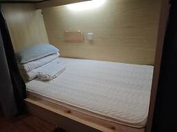 Biancheng International Youth Hostel