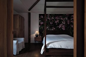 Li Jiang Ancient City Wide-Up Hotel