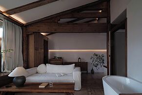 Li Jiang Ancient City Wide-Up Hotel