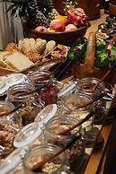 Li Jiang Ancient City Wide-Up Hotel