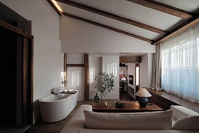 Li Jiang Ancient City Wide-Up Hotel