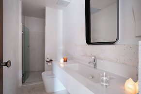 Li Jiang Ancient City Wide-Up Hotel