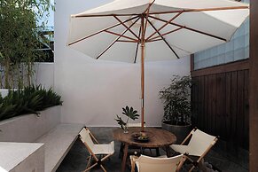 Li Jiang Ancient City Wide-Up Hotel