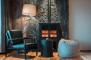 Tengchong Budu Hot Spring Resort Hotel