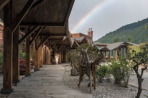 Tengchong Budu Hot Spring Resort Hotel